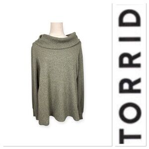 Torrid army green textured sweater size 2-2X/18-20